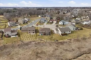 711 Cypress Ct, Sun Prairie, WI 53590 - Photo 48