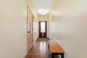 711 Cypress Ct, Sun Prairie, WI 53590 - Photo 6