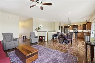 711 Cypress Ct, Sun Prairie, WI 53590 - Photo 10