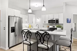 5196 Sassafras Dr, Fitchburg, WI 53711 - Photo 2