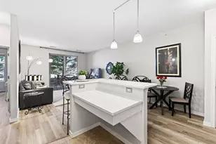 5196 Sassafras Dr, Fitchburg, WI 53711 - Photo 8