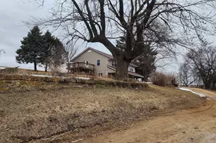 14177 Irish Ridge Rd, Mount Hope,  53816 - Photo 4