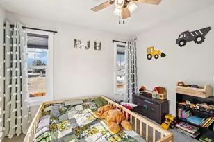 709 Spruce St, Sauk City, WI 53583 - Photo 32