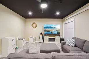 709 Spruce St, Sauk City, WI 53583 - Photo 38