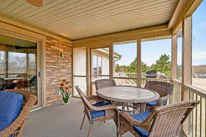 4604 Plantation Court, Middleton, WI 53562 - Photo 16