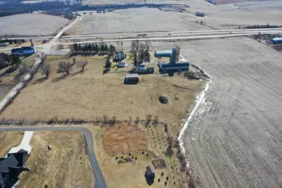 2749 Town Hall Rd, Mount Horeb, WI 53572 - Photo 52