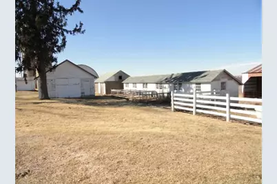 2749 Town Hall Rd, Mount Horeb, WI 53572 - Photo 76