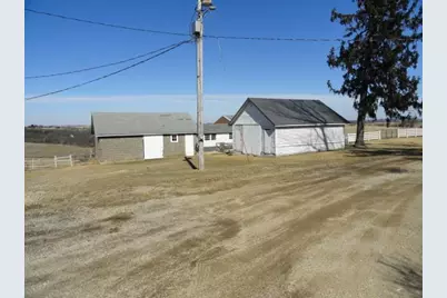 2749 Town Hall Rd, Mount Horeb, WI 53572 - Photo 72