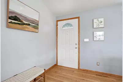 497 Sugar Hill Road, Brooklyn, WI 53521 - Photo 4