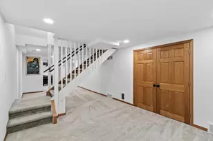 571 S Hillcrest Dr, Verona, WI 53593 - Photo 40