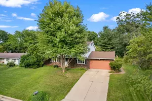 571 S Hillcrest Dr, Verona, WI 53593 - Photo 56