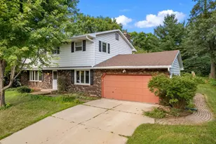 571 S Hillcrest Dr, Verona, WI 53593 - Photo 54