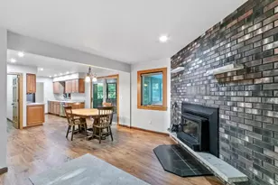 571 S Hillcrest Dr, Verona, WI 53593 - Photo 18