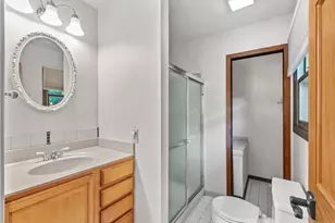 571 S Hillcrest Dr, Verona, WI 53593 - Photo 30