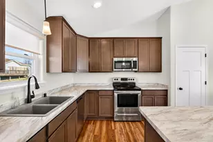 408 Saratoga Dr, Johnson Creek, WI 53038 - Photo 18