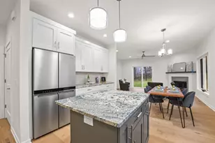 117 Ashberry Ln, Stoughton, WI 53558 - Photo 8