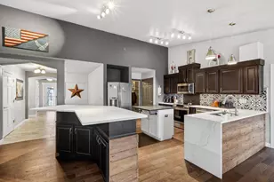 N177 Summer Hill Ct, Watertown, WI 53098 - Photo 8