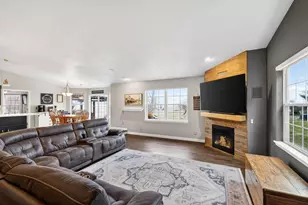 N177 Summer Hill Ct, Watertown, WI 53098 - Photo 4