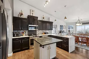 N177 Summer Hill Ct, Watertown, WI 53098 - Photo 6