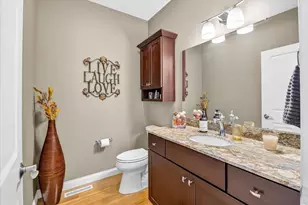 9013 Royal Oaks Cir, Verona, WI 53593 - Photo 20