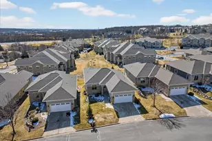 9013 Royal Oaks Cir, Verona, WI 53593 - Photo 36