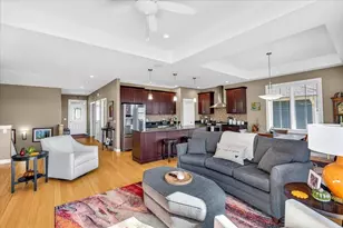 9013 Royal Oaks Cir, Verona, WI 53593 - Photo 8