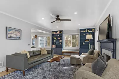 4329 Hillcrest Drive, Madison, WI 53705 - Photo 10