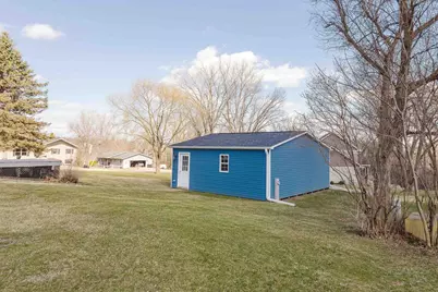 333 Harris Street, Mineral Point, WI 53565 - Photo 34