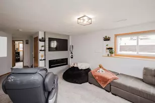 333 Harris St, Mineral Point, WI 53565 - Photo 22