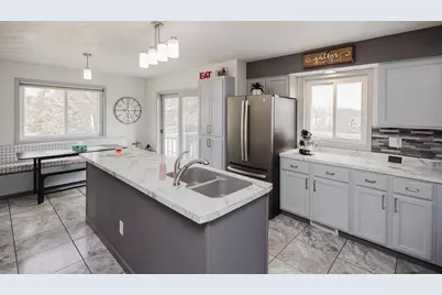 333 Harris Street, Mineral Point, WI 53565 - Photo 4