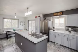 333 Harris St, Mineral Point, WI 53565 - Photo 4