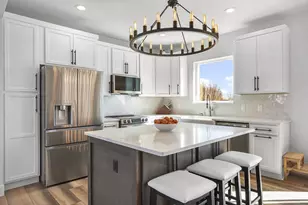 1129 Kamperschroer Wy, Sun Prairie, WI 53590 - Photo 10