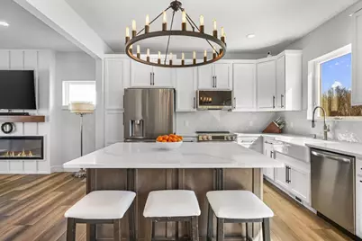 1129 Kamperschroer Way, Sun Prairie, WI 53590 - Photo 14