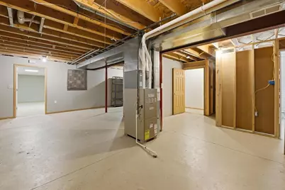 1017 E Pinecrest Lane, Elkhorn, WI 53121 - Photo 22