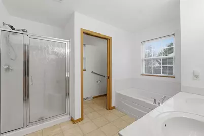 1017 E Pinecrest Lane, Elkhorn, WI 53121 - Photo 12