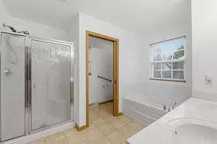 1017 E Pinecrest Ln, Elkhorn, WI 53121 - Photo 12