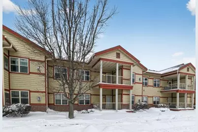 1300 School Street #207, Sun Prairie, WI 53590 - Photo 2