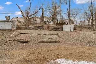 617 E Edgewater St, Portage, WI 53901 - Photo 44