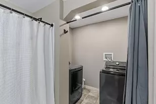 617 E Edgewater St, Portage, WI 53901 - Photo 24