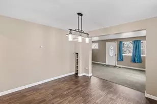 617 E Edgewater St, Portage, WI 53901 - Photo 12