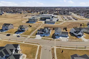 1543 N Thompson Rd, Sun Prairie, WI 53590 - Photo 2