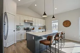 1543 N Thompson Rd, Sun Prairie, WI 53590 - Photo 18