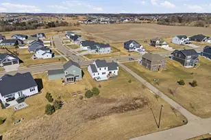 1543 N Thompson Rd, Sun Prairie, WI 53590 - Photo 54