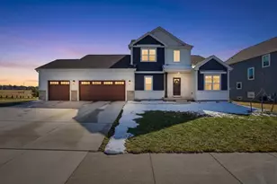 1543 N Thompson Rd, Sun Prairie, WI 53590 - Photo 1