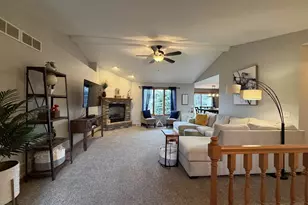 1205 Shawnee St, Fort Atkinson, WI 53538 - Photo 8