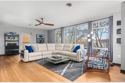 15 S Broom Street #404, Madison, WI 53703 - Photo 2