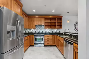 15 S Broom St, Madison, WI 53703 - Photo 14