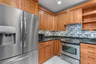 15 S Broom Street #404, Madison, WI 53703 - Photo 18