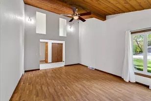 4514 Meadowwood Cir, DeForest, WI 53532 - Photo 8