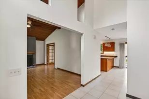 4514 Meadowwood Cir, DeForest, WI 53532 - Photo 6